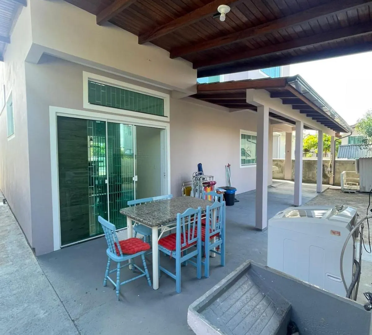 Vakantiehuis Casa A 300 Mts Da Praia - 4 Quartos Sendo 2 Suites, Ar Condicionado Palhoça