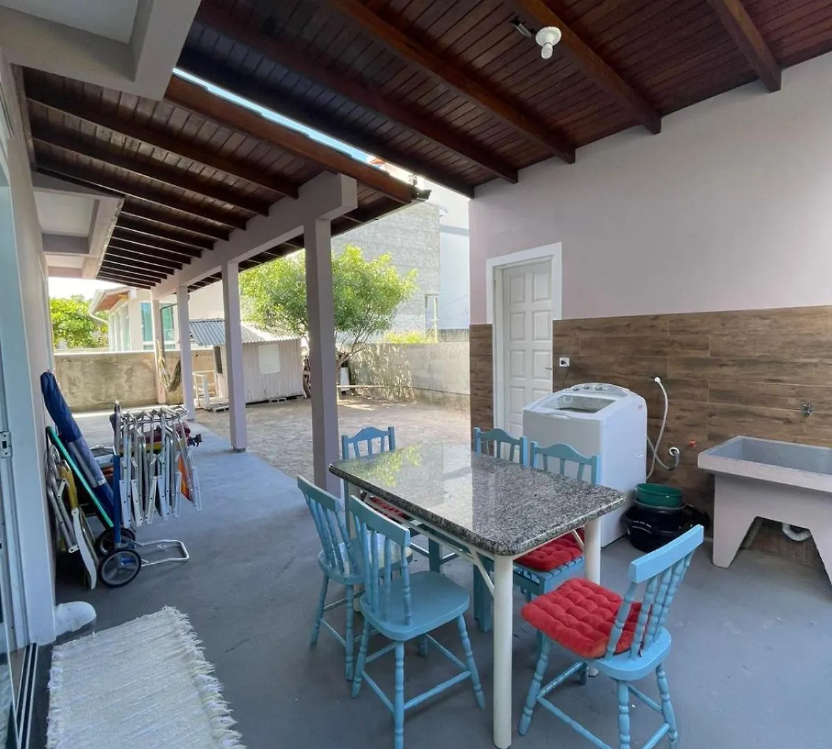 Casa A 300 Mts Da Praia - 4 Quartos Sendo 2 Suites, Ar Condicionado Palhoça Brazilië